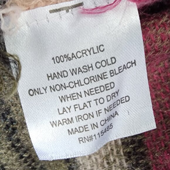 Large 100% Acrylic Plaid Pink & Green Scarf - Picture 6 of 12